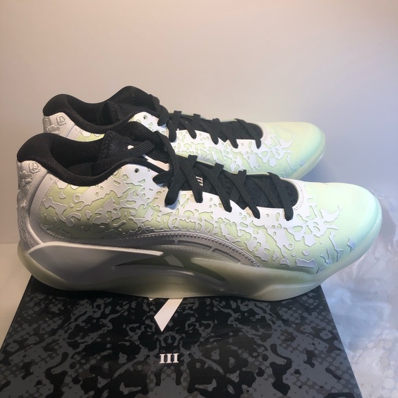 Nike Jordan Zion 3 White Black Barely Volt (Men's) 9.5 OG Box basketball shoes - Picture 5 of 12